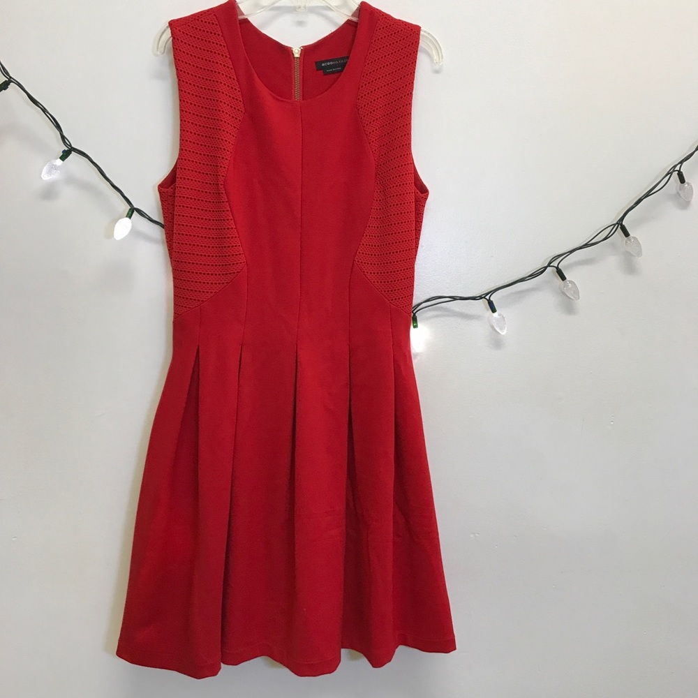 Beautiful Red BCBGMaxAzria Dresss Small